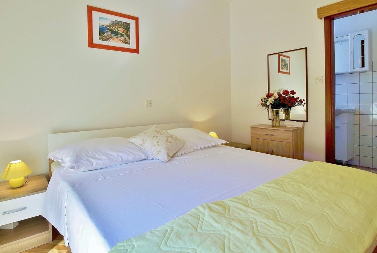 Apartments By The Sea Supetarska Draga - Donja, Rab - 4954 Ngoại thất bức ảnh